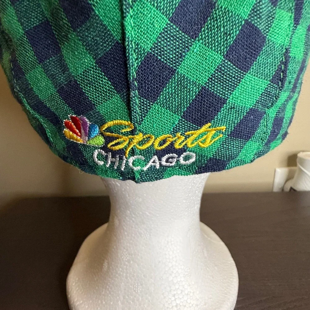 Kick10 Chicago Blackhawks Flat Cap Hat Green Gingham Plaid Newsboy M/L 7 3/8